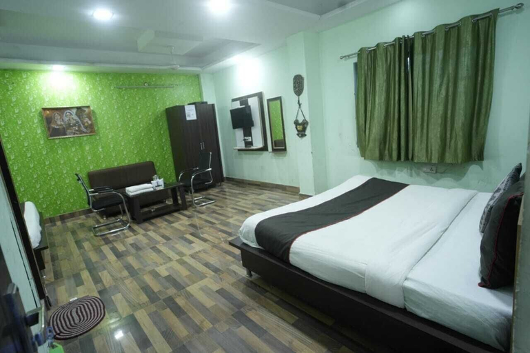 Room 4, Hotel Rameshwaram Inn, Garhwal