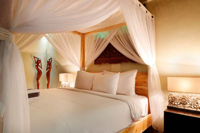 Room 4, Tri Datu Maison, Gianyar