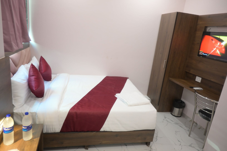 Room 3, Hotel Classy Comfort, Mumbai Suburban