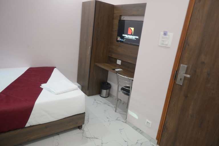 Room 5, Hotel Classy Comfort, Mumbai Suburban