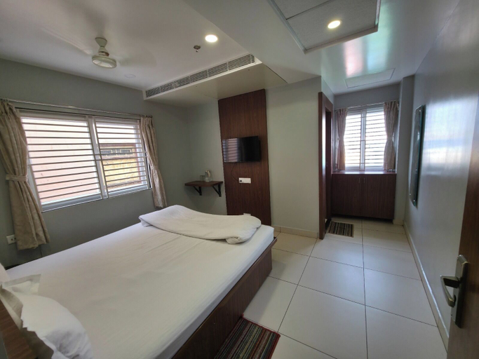 Room 5, Shree Dham Palace, Puri