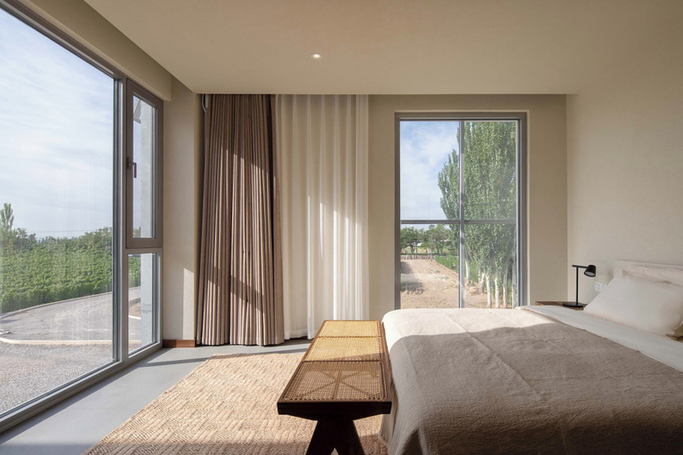 Room 4, LOSTVILLA Xiaduolan Winery Yinchuan, Yinchuan