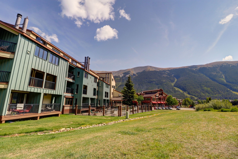 Property grounds, FP202S Foxpine Inn by RedAwning, Summit