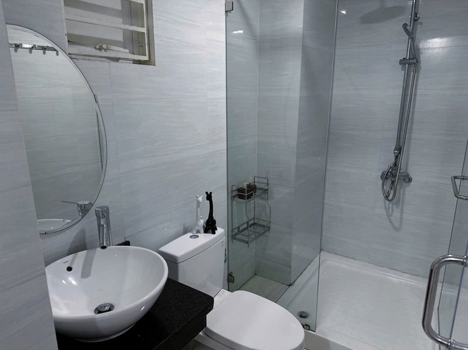 Bathroom 4, Vingtage Hideaway, District 3