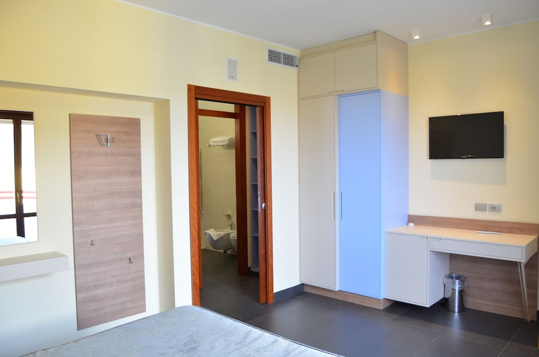 Bedroom 2, Hotel Coppe Jesolo, Venezia