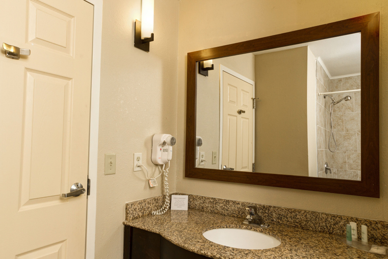 Bathroom 4, Comfort Suites Clearwater - Dunedin, Pinellas