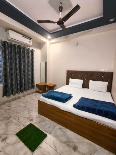Room 5, Hotel Laxmi villa, Ujjain