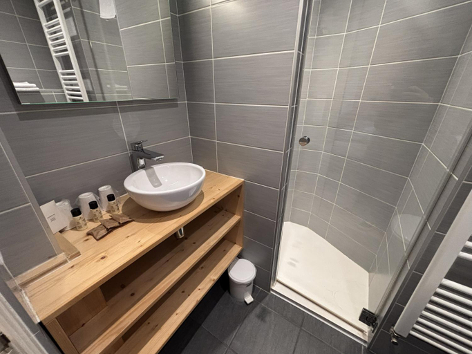 Bathroom 2, Hotel Les Airelles, Haute-Savoie