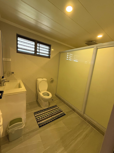 Bathroom 5, Bang For Your Buck, Ba