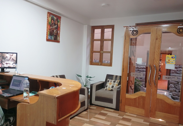 Reception, Qente Wings Guest House, Urubamba