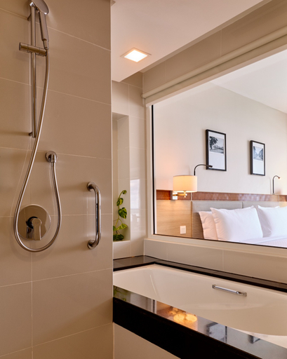 Bathroom 5, Ormond Sandakan