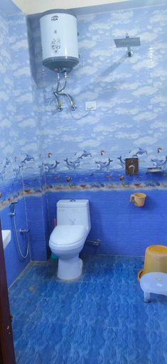 Bathroom 5, Aastha Homestay, Shimla
