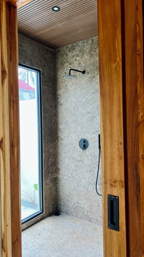 Bathroom 5, Villa Canaria, Lombok