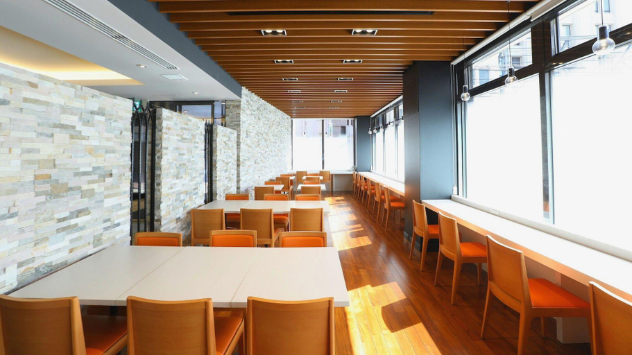Food & Drinks 5, Hotel B Suites NambaKuromon, Osaka