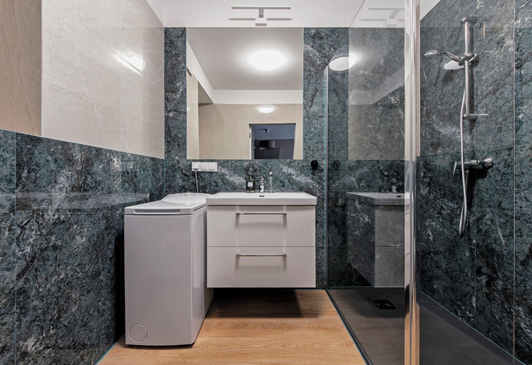 Bathroom 3, RentPlanet - Apartamenty Szamarzewskiego, Poznań City