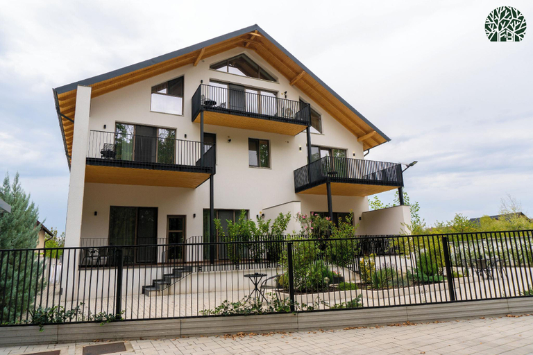Exterior & Views, FOREST BOUTIQUE, Pitesti