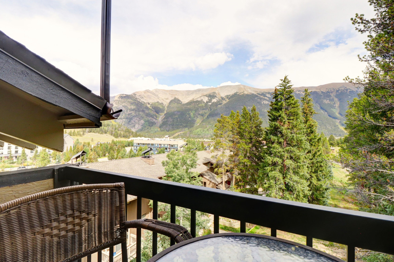 Property grounds 4, CM417H Copper Mtn Inn Studio Bedroom 1Bathroom Hotel Room, Summit
