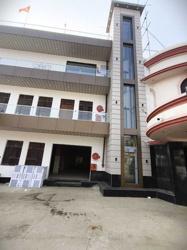 Front of property 3, Hotel Pinaka, Pratapgarh