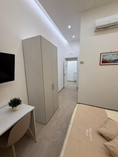 Room 3, Minichino House B&B, Napoli
