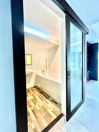 Bathroom 3, Chalay Monta, Hua Hin
