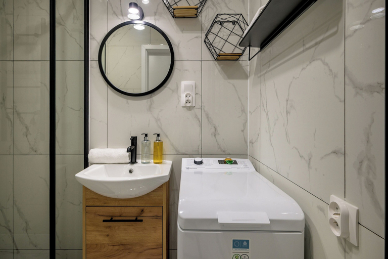 Bathroom 3, RentPlanet - Studio Oleśnicka, Środa Śląska