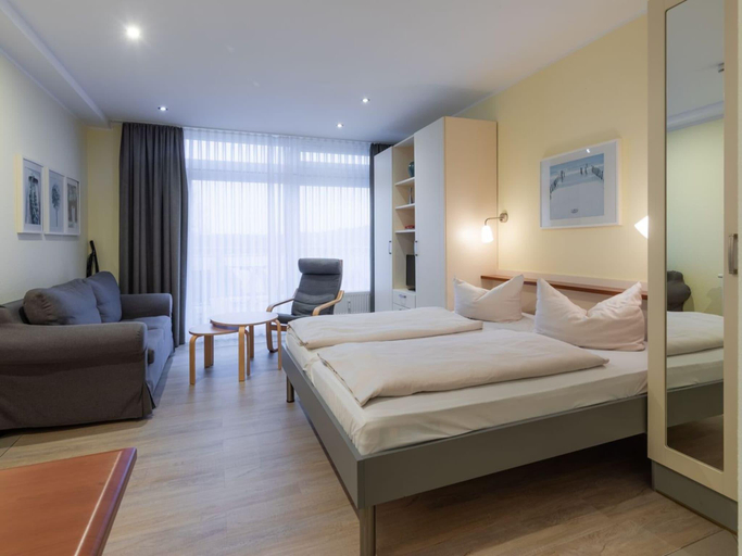 Bedroom 3, Ferienwohnung im Aparthotel Seepanorama, Mecklenburgische Seenplatte