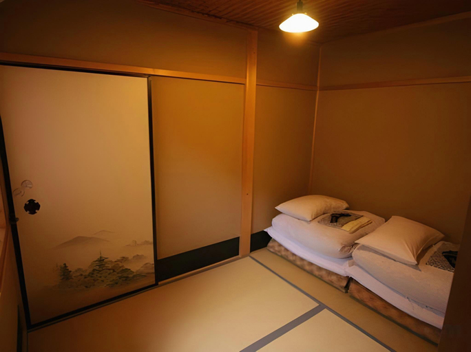 Bedroom 2, Nagomi-Ryokan Yuu, Kyoto