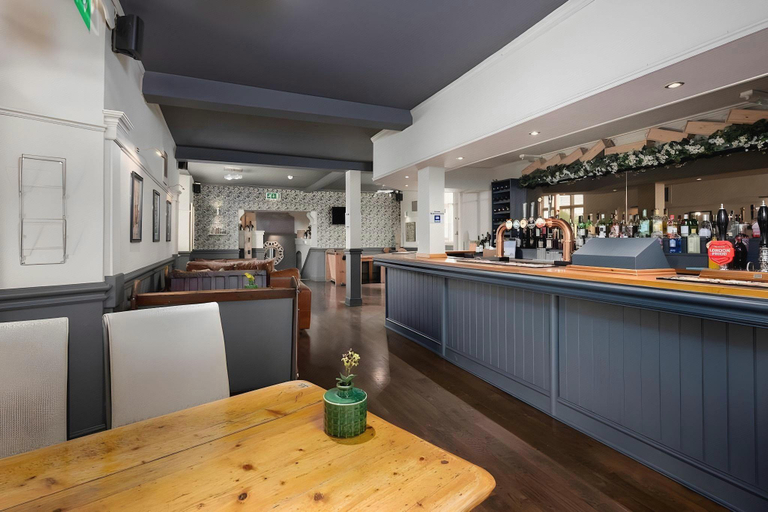 Food & Drinks 4, The World's End - Northampton, Northamptonshire