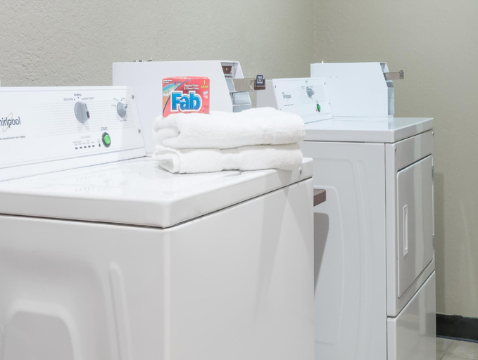 Bathroom 4, Baymont by Wyndham Iowa Lake Charles, Calcasieu