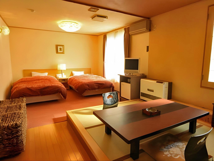 Bedroom 3, Otaru Asarigawa Onsen Hotel Musashitei, Otaru