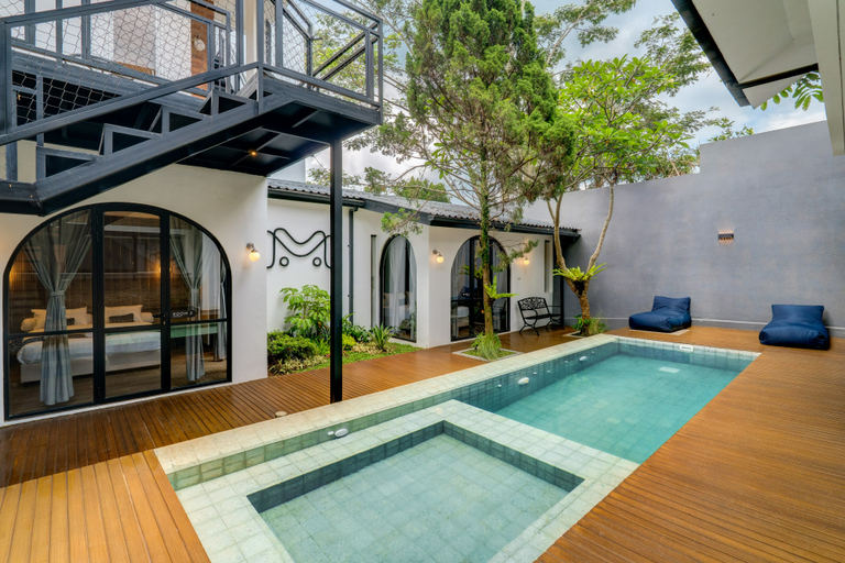 Sport & Beauty 5, Momo Villa | 5BR Villa w/ Private Pool, Rooftop, & Pet Park, Bandung