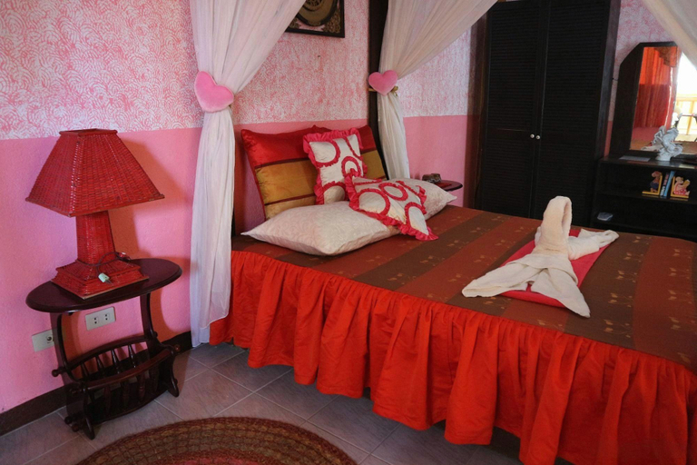 Bedroom 3, La Isla Bonita Resort, Malay
