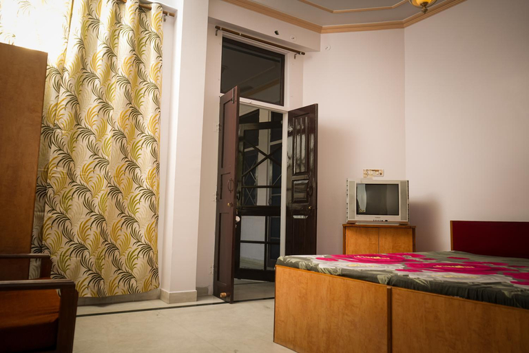 Bedroom 3, Hotel Karni Niwas, Jaipur