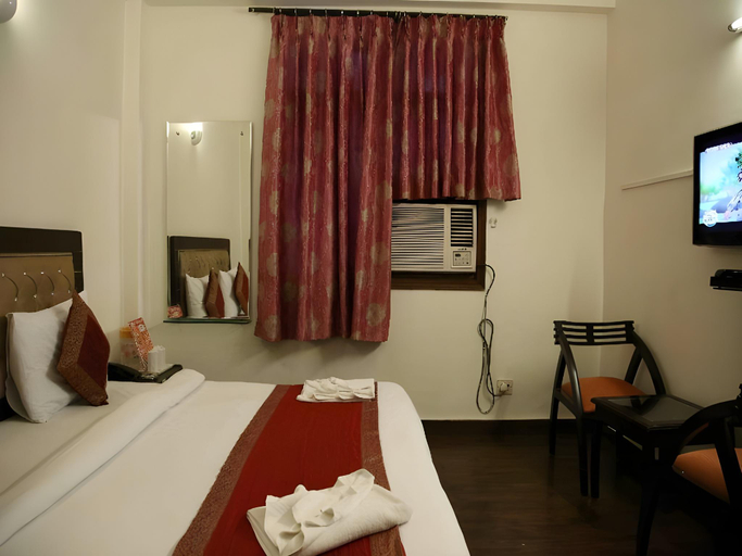 Bedroom 3, Hotel Alaska, Delhi