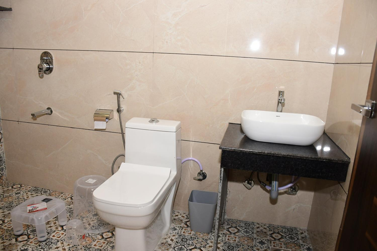 Bathroom 4, The Vantage Haveli, Sawai Madhopur