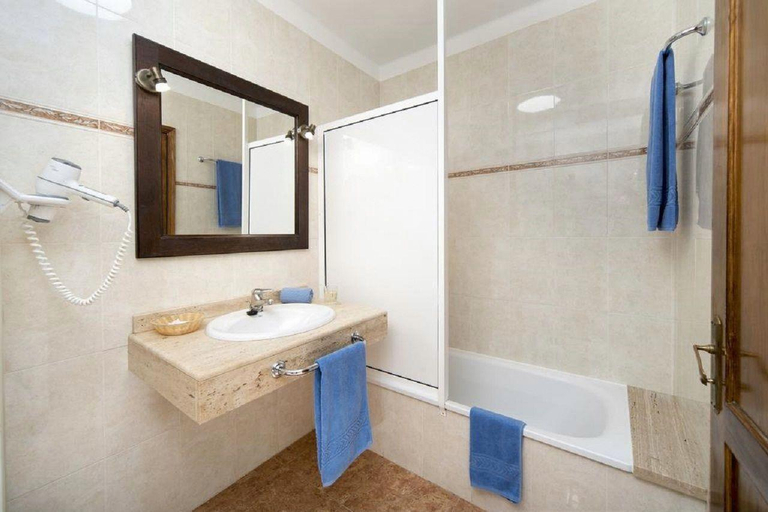 Bathroom 4, Hotel Floresta, Las Palmas