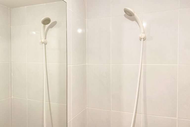 Bathroom 5, Restful Living Studio at Apartment Tokyo Riverside PIK 2 by Travelio, Tangerang