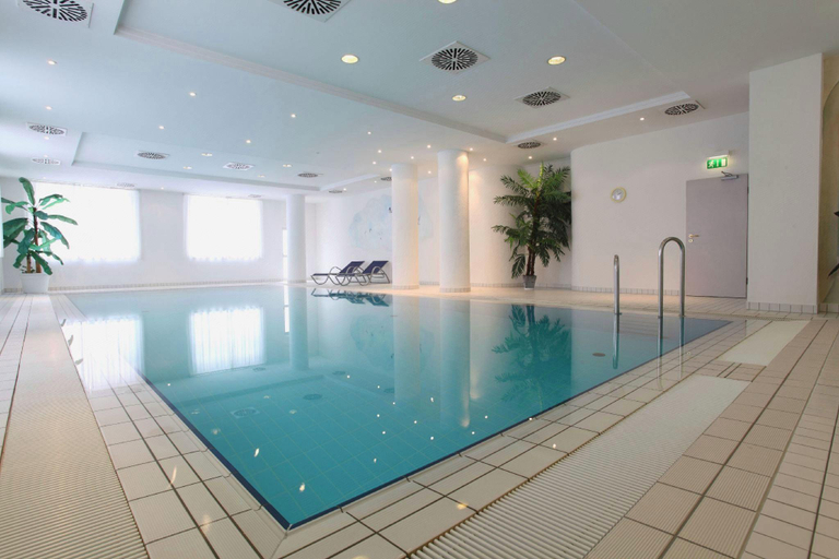 Sport & Beauty 3, Hotel Am Moosfeld, München