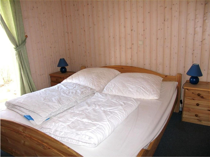Bedroom 2, exklusives skandinavisches Ferienhaus, Mecklenburgische Seenplatte