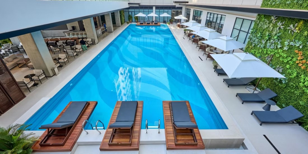 Swimming Pool 2, Crowne Plaza PHNOM PENH by IHG, Dangkao