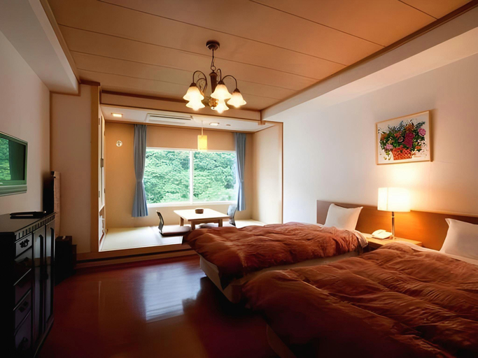 Bedroom 4, Otaru Asarigawa Onsen Hotel Musashitei, Otaru