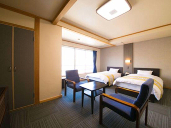 Bedroom 3, Uminohotel Hajime (ex Umikaoruyado Hotel Newmatsumi), Beppu