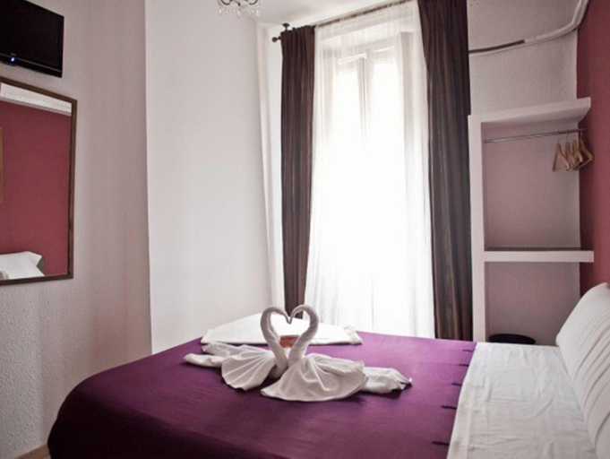 Bedroom 3, Hostal A Nuestra Senora de la Paloma, Madrid
