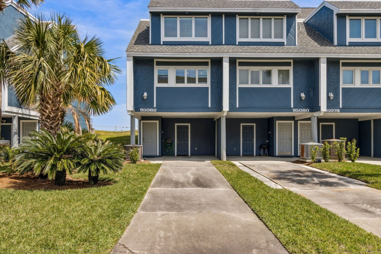 Primary image, Amelia Island Beachfront Retreat - 2BR Sandpiper Loop, Nassau