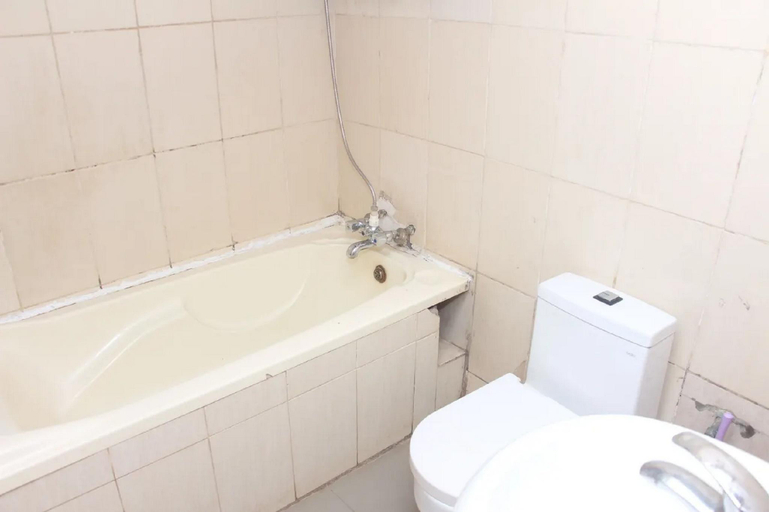 Bathroom 3, Apple Suite, AbujaMun