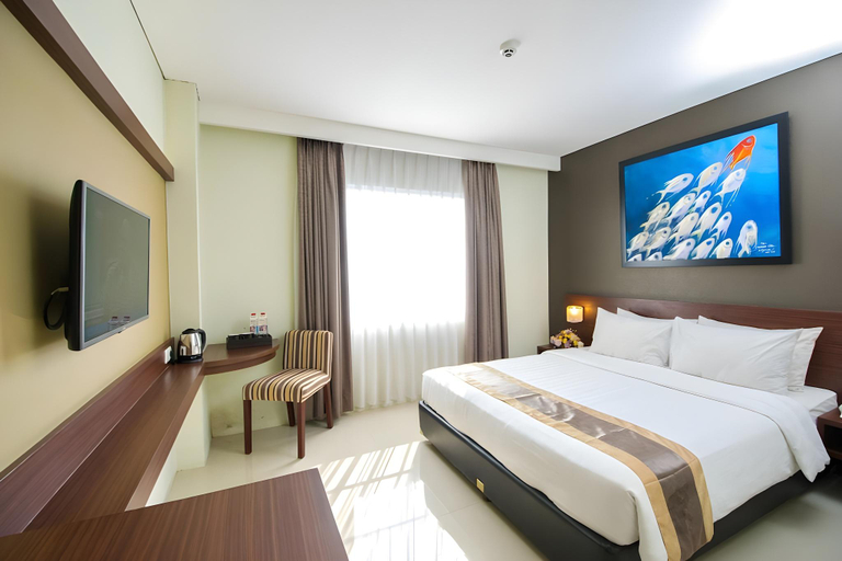 bedroom 13