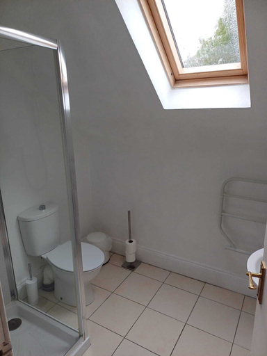 Bathroom 4, Jacobite Rose, Highland