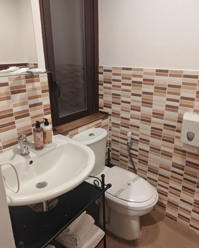 Bathroom 3, Liodoro Catania B&B, Catania