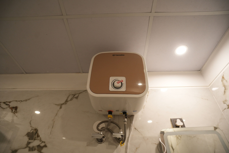 Bathroom 5, Amrit Residency, Gurgaon