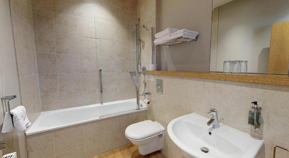 Bathroom 2, Mitre, North Yorkshire